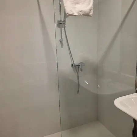 Czarna Gora 114 3*